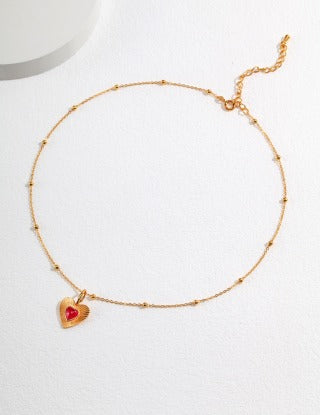 Pure silver heart-shaped necklace