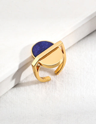 A pure silver lapis lazuli ring