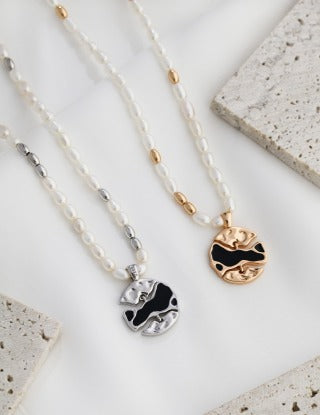 Pure silver pearl necklace