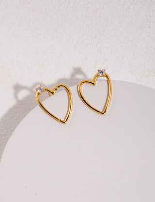Heart-shaped small zircon stud earrings
