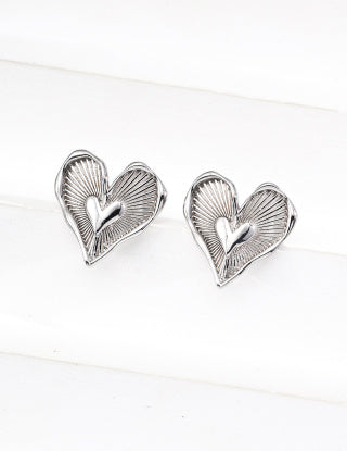 S925 silver design heart-shaped earrings