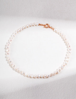 Baroque pearl necklace