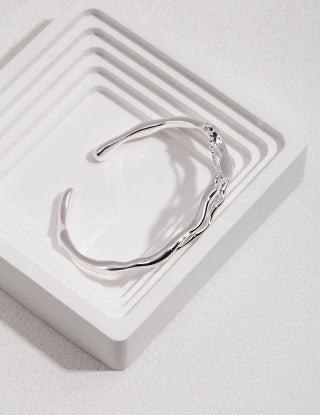 Silver natural color bracelet