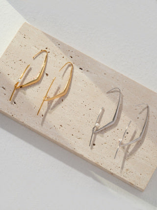 Silver inlaid pearl earrings