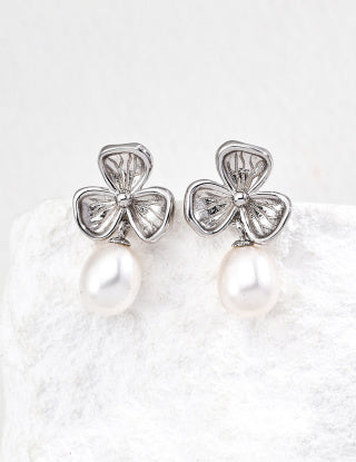 S925 Silver simple Clover natural Pearl earrings
