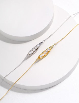 Beaded necklace
