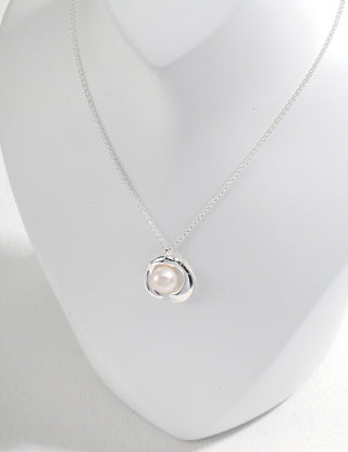 Pearl Remolding Series necklace