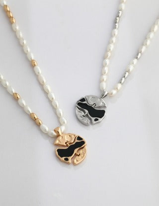 Pure silver pearl necklace