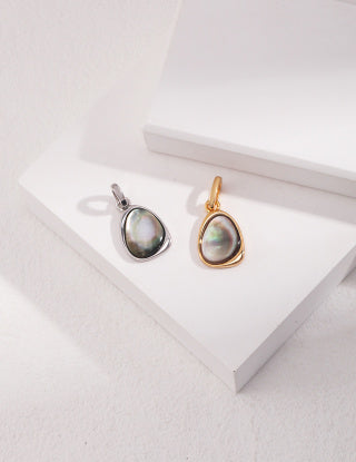 Pure silver black shell pendant