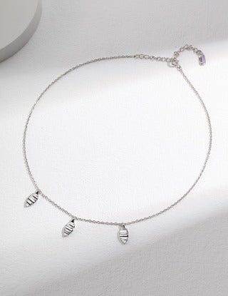 A simple pure silver necklace