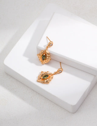 Pure silver elegant earrings