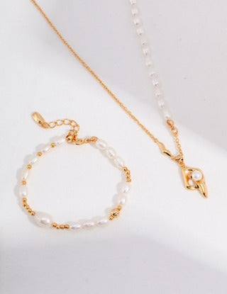 Pure silver pearl bracelet