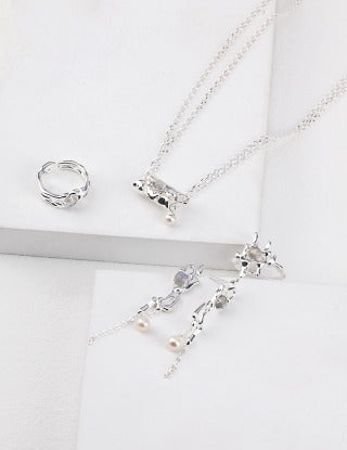 Pure silver grey moonstone best friend ring