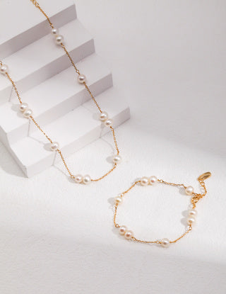 Pure silver pearl necklace